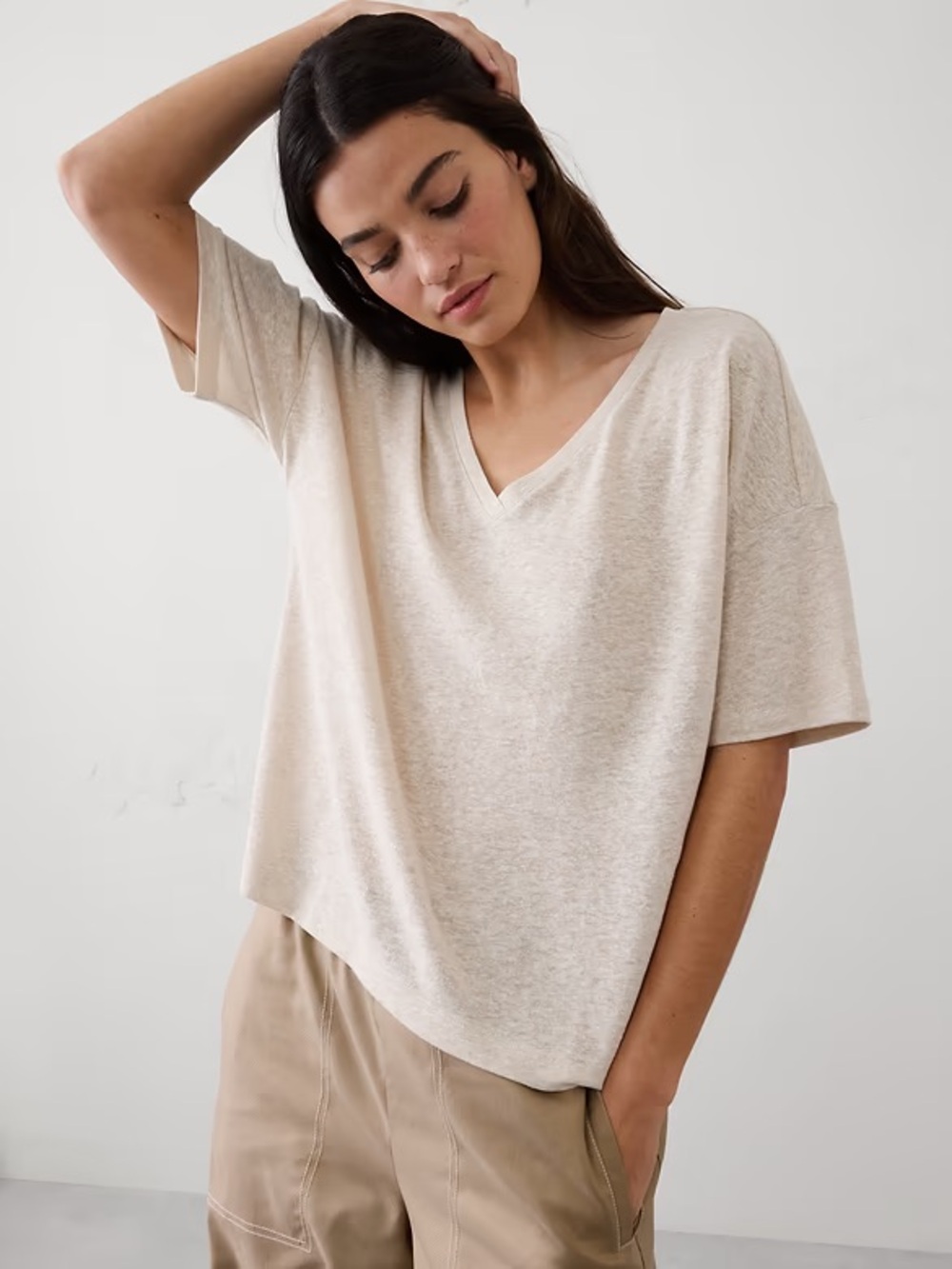 Banana Republic Linen Tan V-Neck Short Sleeve Tee